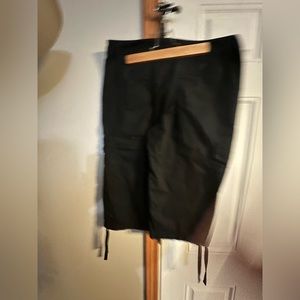 Capri no tags but about a 10 for size